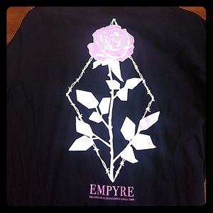 Empyre t-shirt size Large
